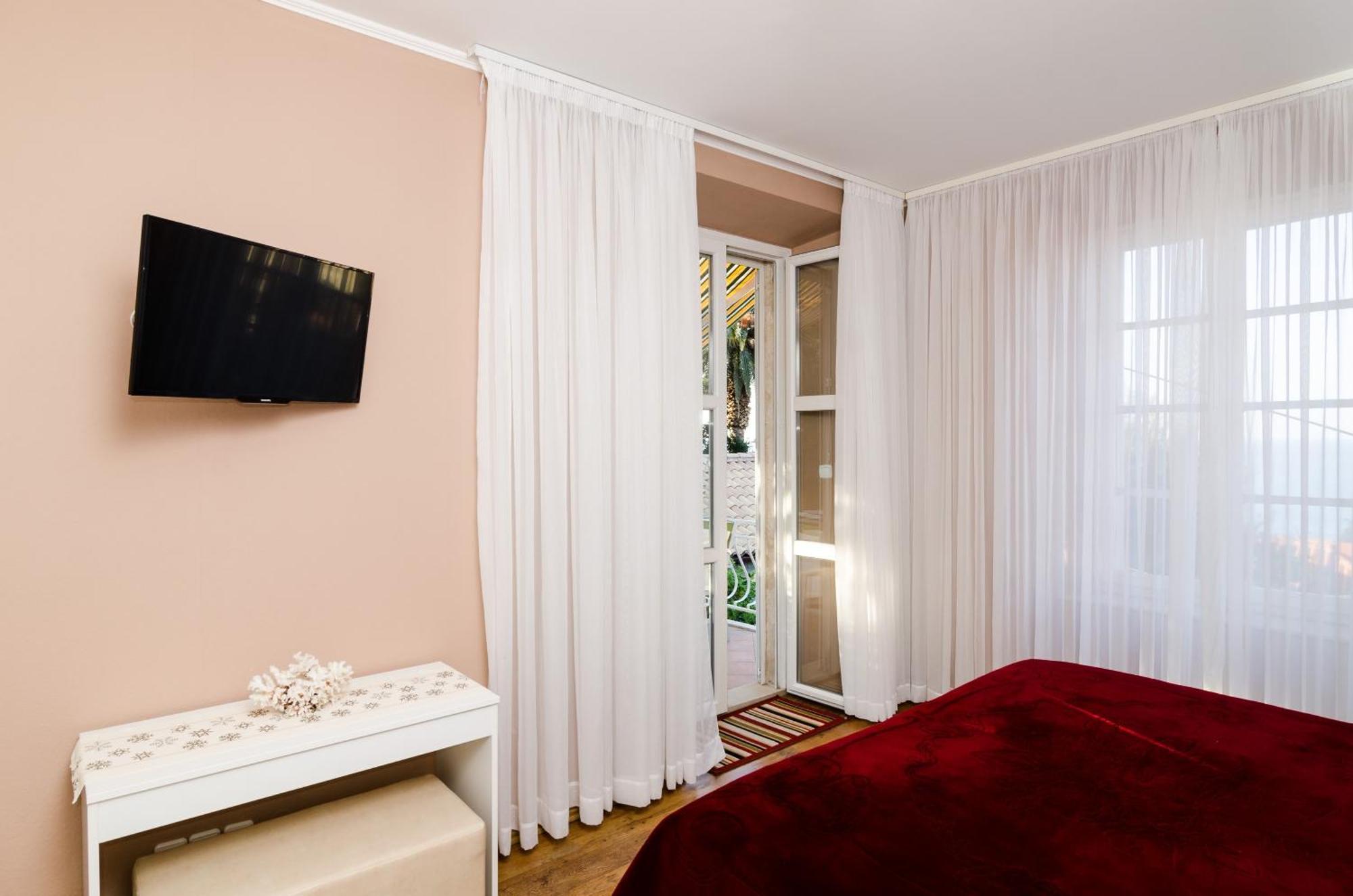 Lydia (adults Only) Guest house 3*